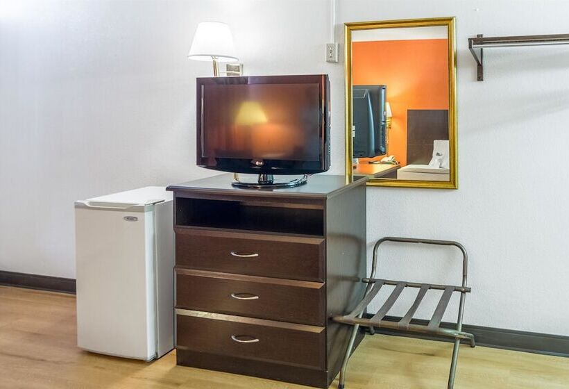 Номер Стандарт 2 Двуспальные Кровати, Motel 6 Groton, Ct  Casinos Nearby