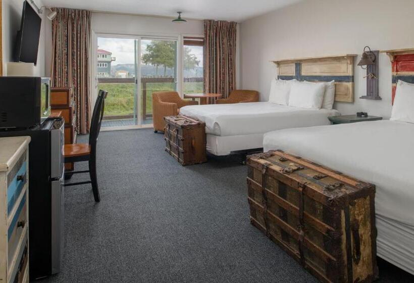 Premium room with view, Astoria Riverwalk Inn