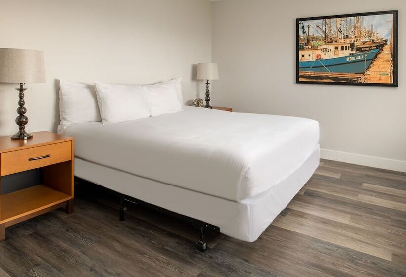 Люкс Кровать Кинг, Astoria Riverwalk Inn