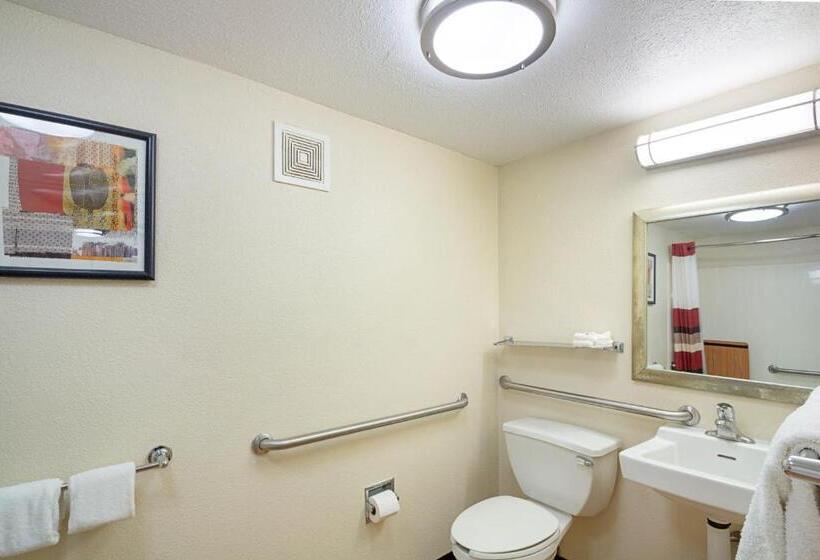 适合残疾人士使用的高档房间, Red Roof Inn Madison, Wi