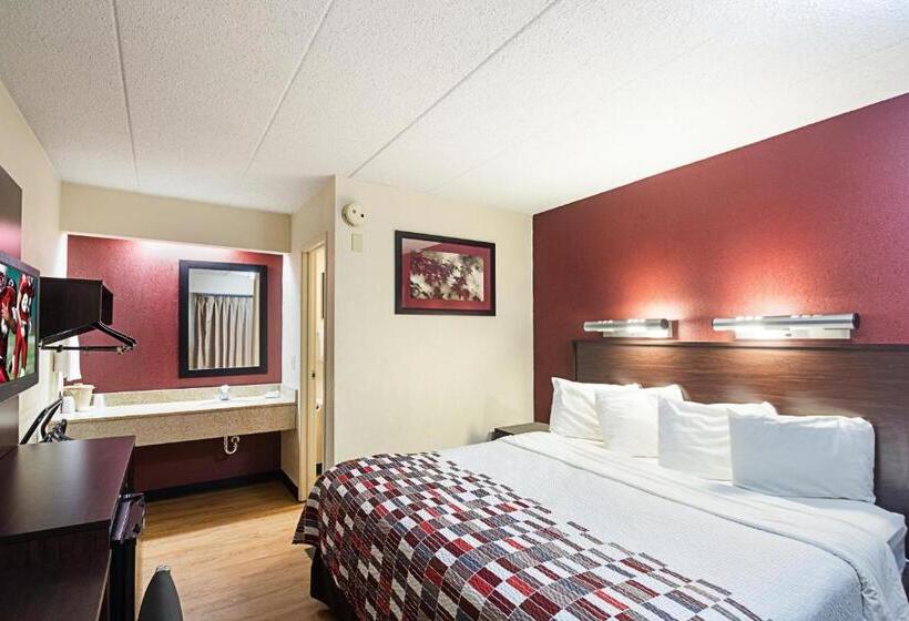 带大床的豪华间, Red Roof Inn Madison, Wi