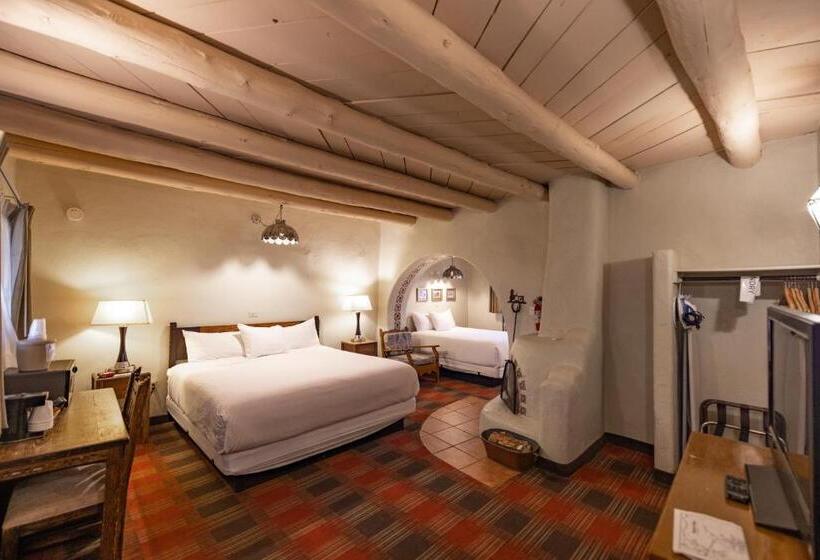 标准间, Sagebrush Inn & Suites