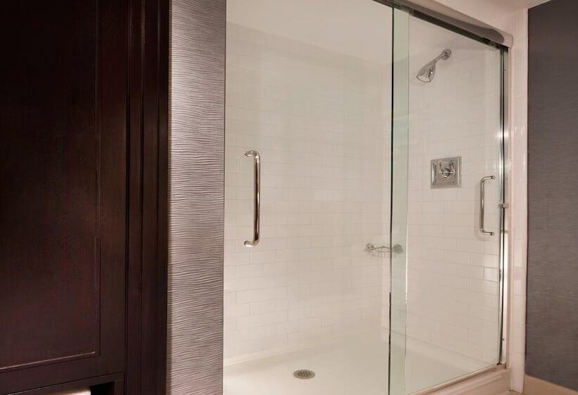 סוויטת ג'וניור, Sheraton Arlington