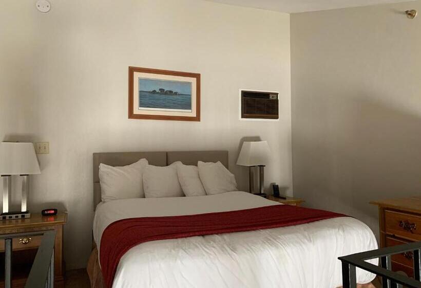 Люкс Вид на Реку, Riveredge Resort