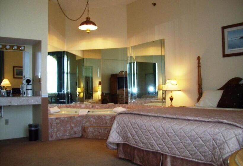 キングサイズベッドのスイートルーム, Riveredge Resort