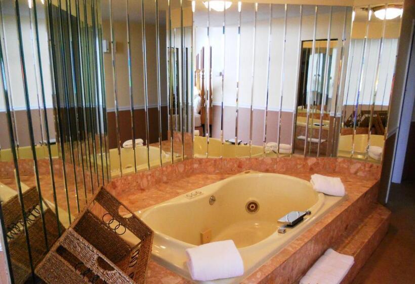 Люкс Кровать Кинг, Riveredge Resort