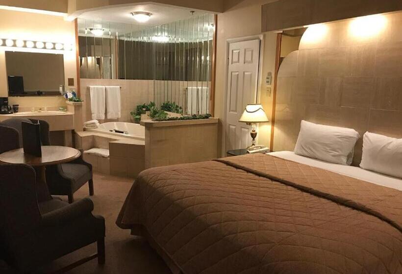 キングサイズベッドのスイートルーム, Riveredge Resort