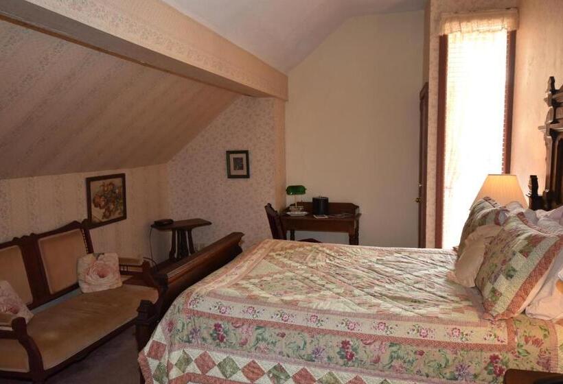 Номер Стандарт, Corners Mansion Inn   A Bed And Breakfast