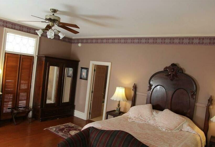 Номер Deluxe Кровать Кинг, Corners Mansion Inn   A Bed And Breakfast