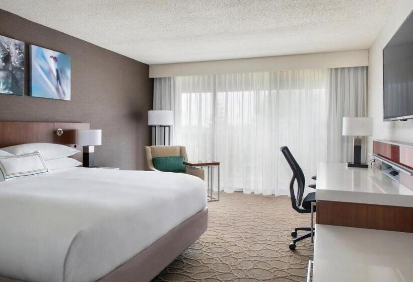 Студия Deluxe, Delta Hotels By Marriott Mount Pleasant