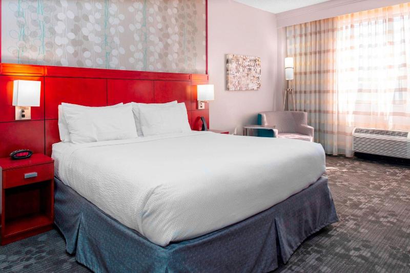 带大床的标准间, Courtyard By Marriott Killeen