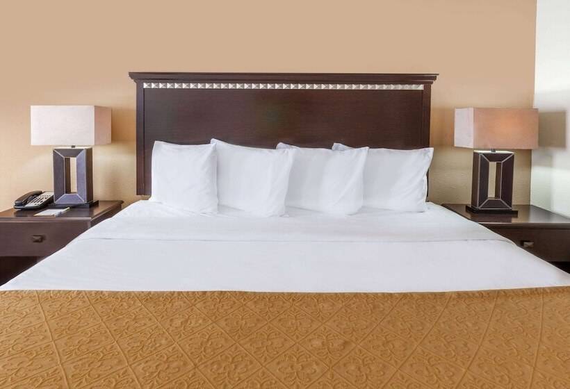 Номер Deluxe, Days Inn By Wyndham Sherman