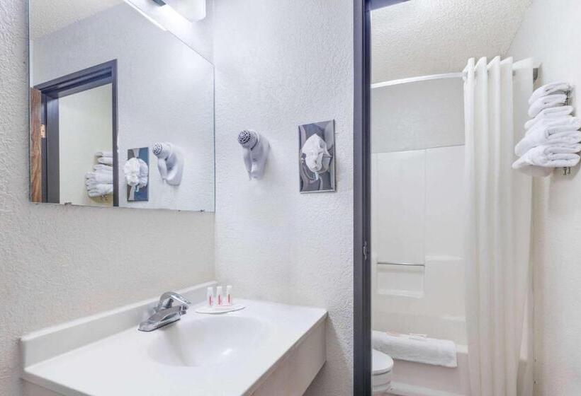 Номер Стандарт Адаптированный для Инвалидов, Super 8 By Wyndham Lake Havasu City