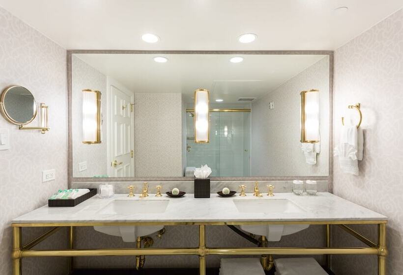 Suite, The Lancaster