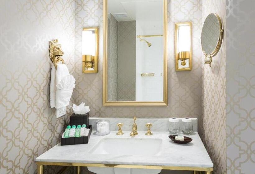 Suite, The Lancaster
