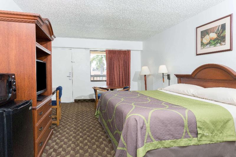 Стандартный Номер Кровать Кинг, Super 8 By Wyndham Riviera Beach West Palm Beach