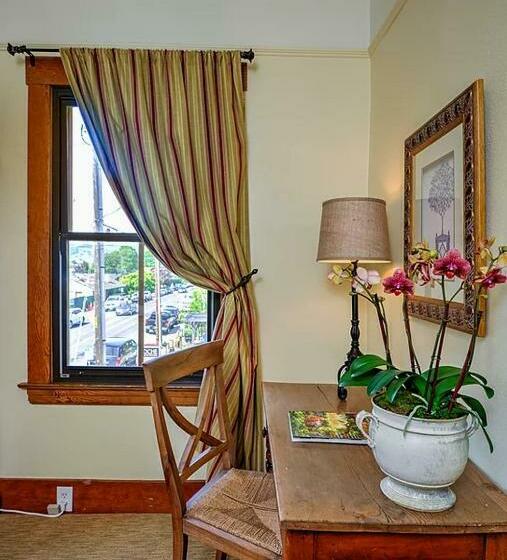 스탠다드 룸 퀸사이즈 침대, Sonoma Hotel