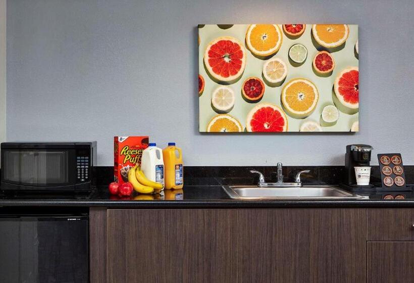 Люкс Адаптированный для Инвалидов, Best Western Plus Meridian Inn & Suites, Anaheim Orange