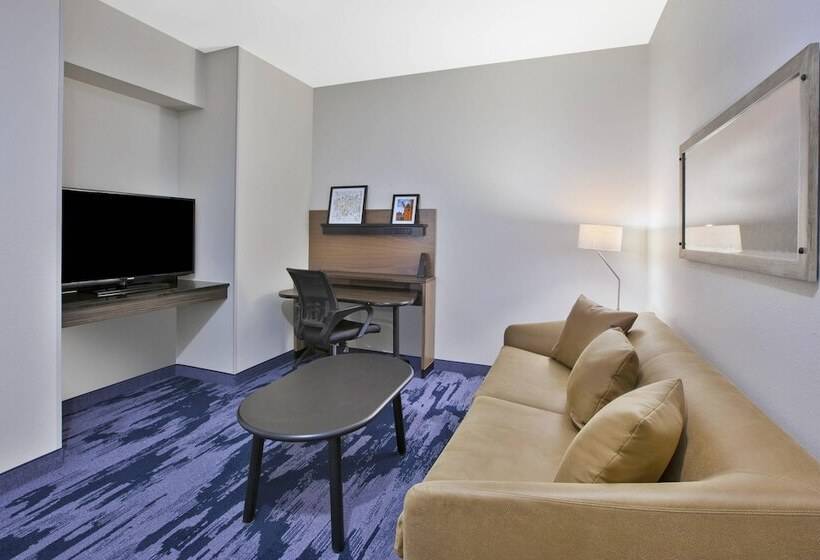 套房, Fairfield Inn & Suites By Marriott Milwaukee Downtown