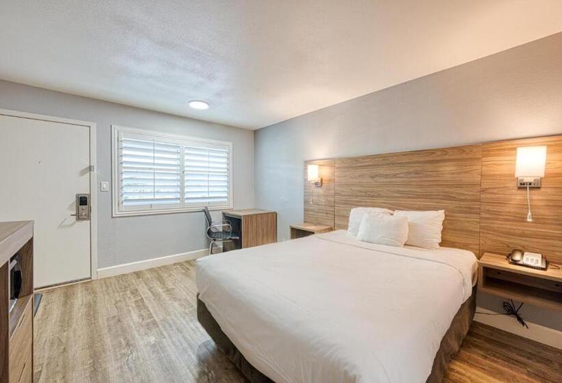 Номер Стандарт, Vagabond Inn San Luis Obispo
