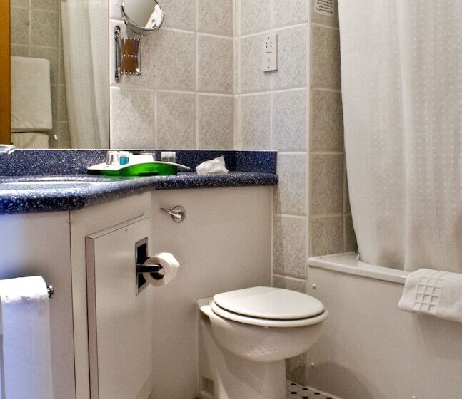 اتاق استاندارد, Holiday Inn Ashford   North A20, An Ihg