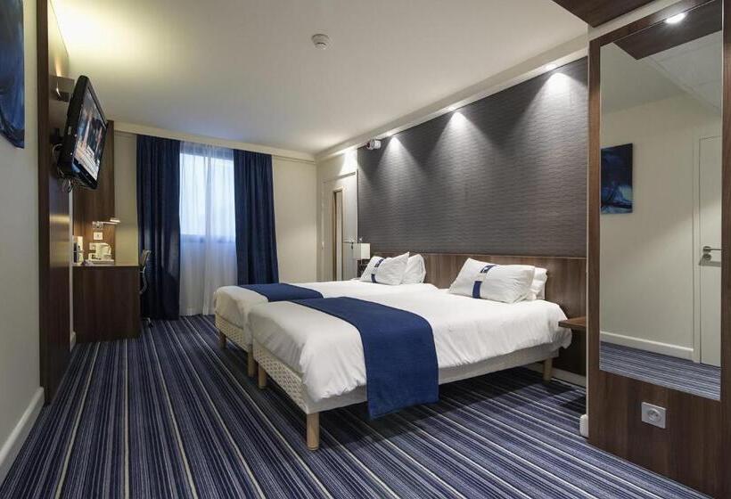 اتاق استاندارد برای معلولان, Holiday Inn Express Lille Centre, An Ihg