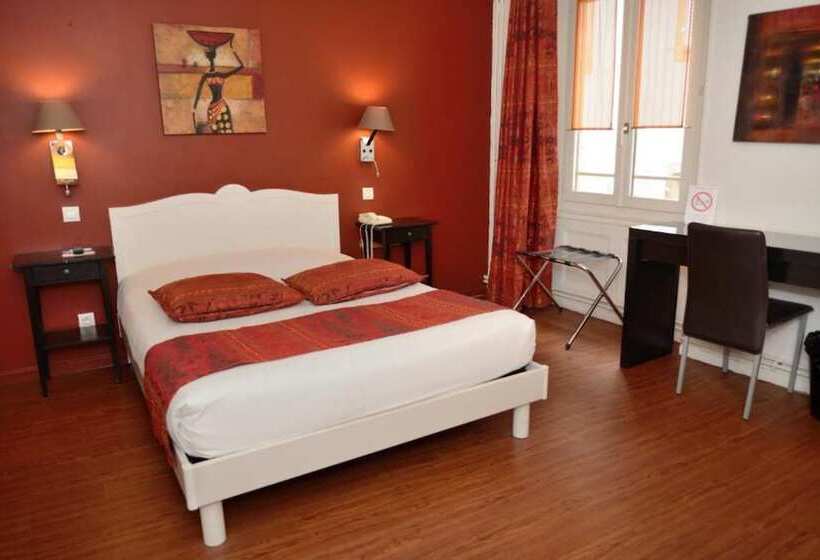Номер Стандарт, Etc...hôtel   Strasbourg Hyper Centre