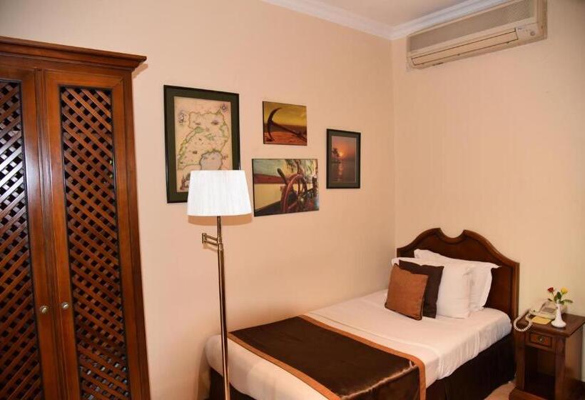 اتاق لوکس یک تخته, Speke Hotel 1996 Ltd