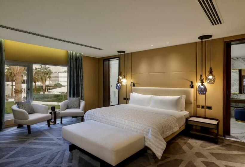 Королевский Люкс, Le Méridien Dubai Hotel & Conference Centre