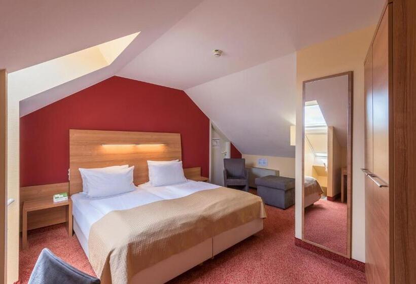 Номер Superior, Holiday Inn Munich Unterhaching, An Ihg