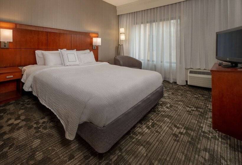 سوییت, Sonesta Select Newark Christiana Mall