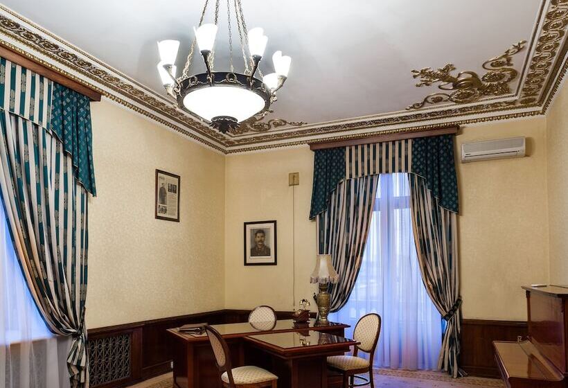 Апартаменты 1 Спальня, Legendary Hotel Sovietsky