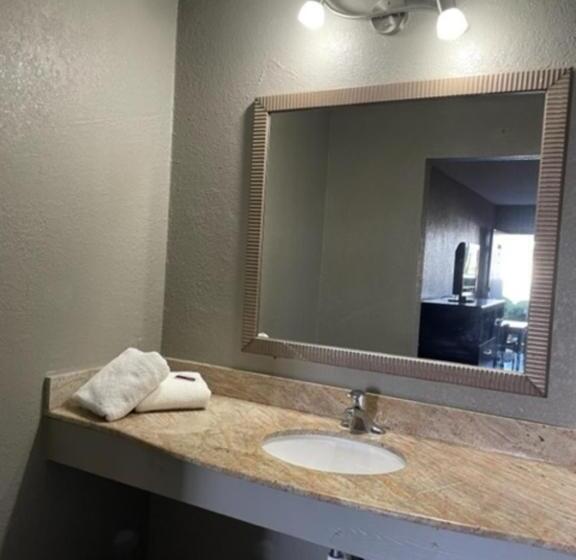 Номер Стандарт, Guest Inn Lake City