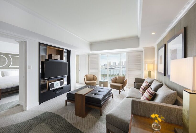 Люкс, Hilton Tokyo Odaiba