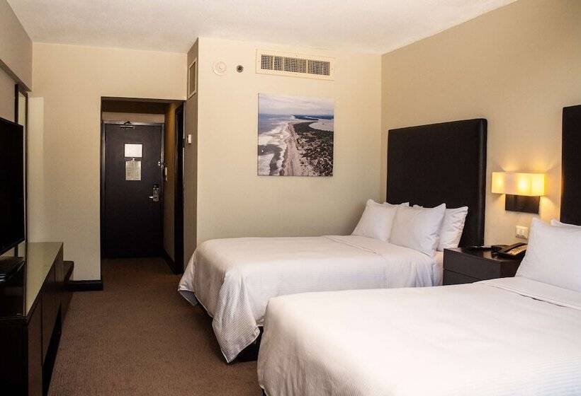Номер Стандарт 2 Двуспальные Кровати, Hilton San Salvador