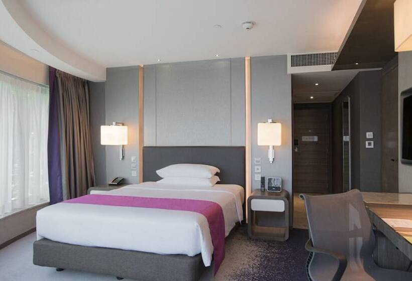 Habitación Superior, Royal Plaza