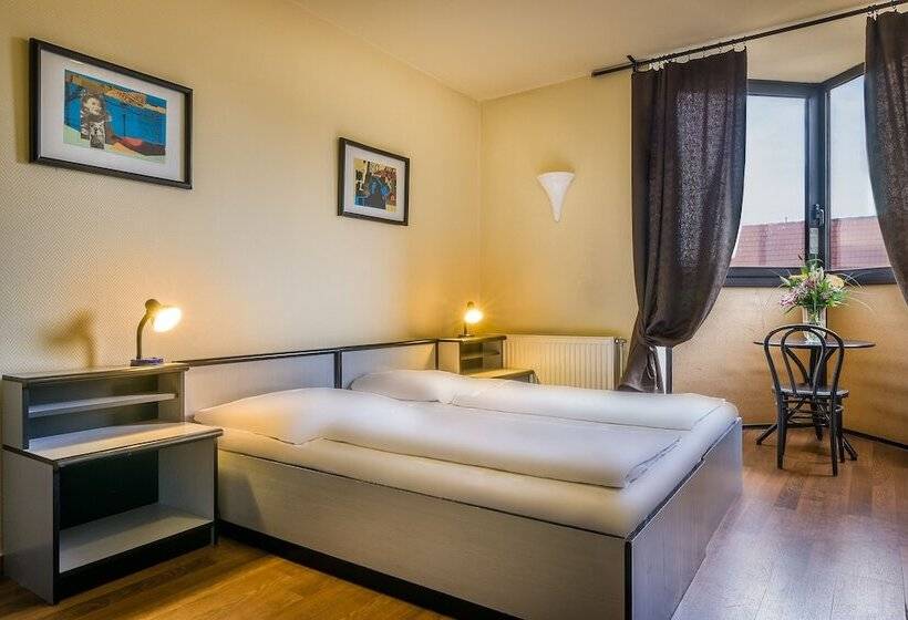 스탠다드 룸, Thomas Hotel Budapest