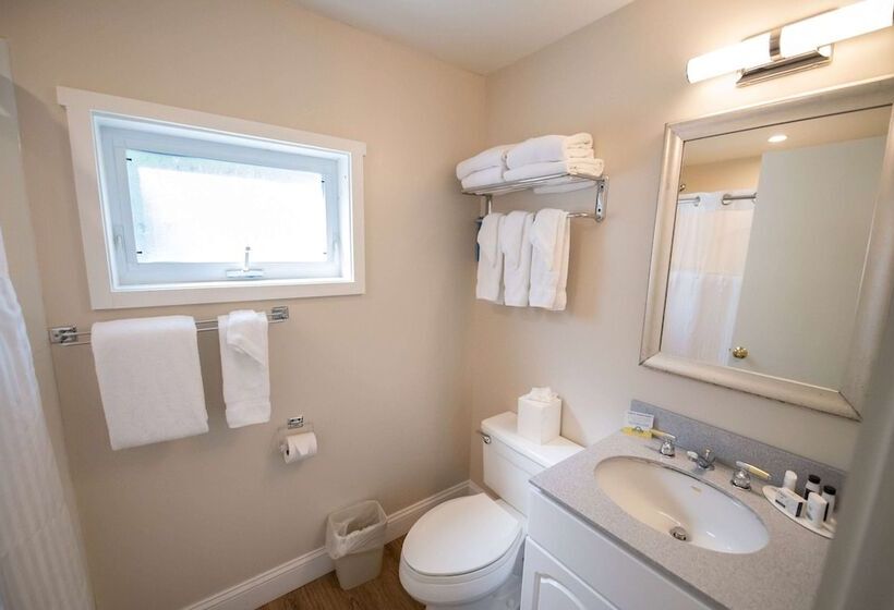 Номер Стандарт 2 Двуспальные Кровати, Days Inn By Wyndham Bar Harbor
