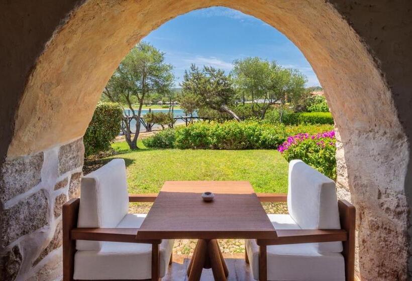 클래식 룸 킹 침대, Cala Di Volpe, A Luxury Collection Hotel, Costa Smeralda