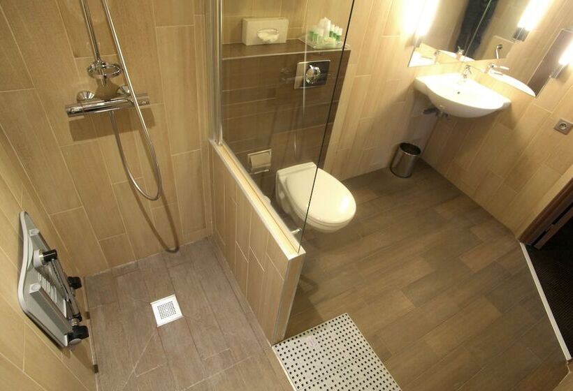 Номер Стандарт, Holiday Inn Paris Montmartre, An Ihg