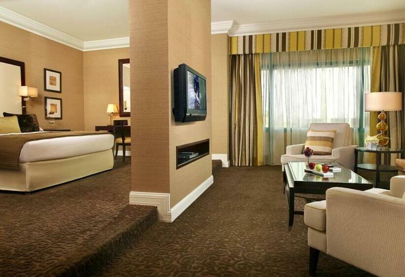 Люкс Superior, Mövenpick Grand Al Bustan