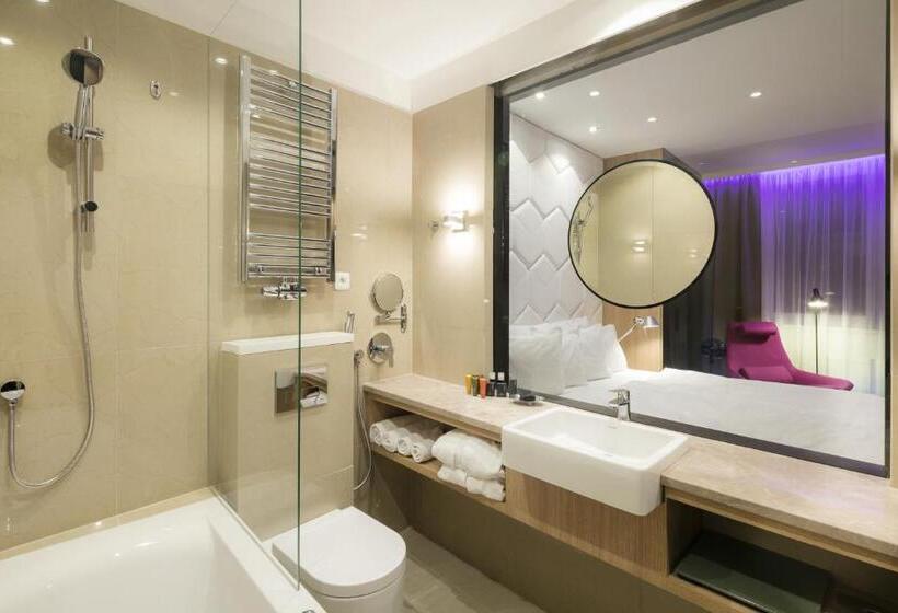 غرفة ديلوكس ثلاثية, Pytloun Grand Hotel Imperial