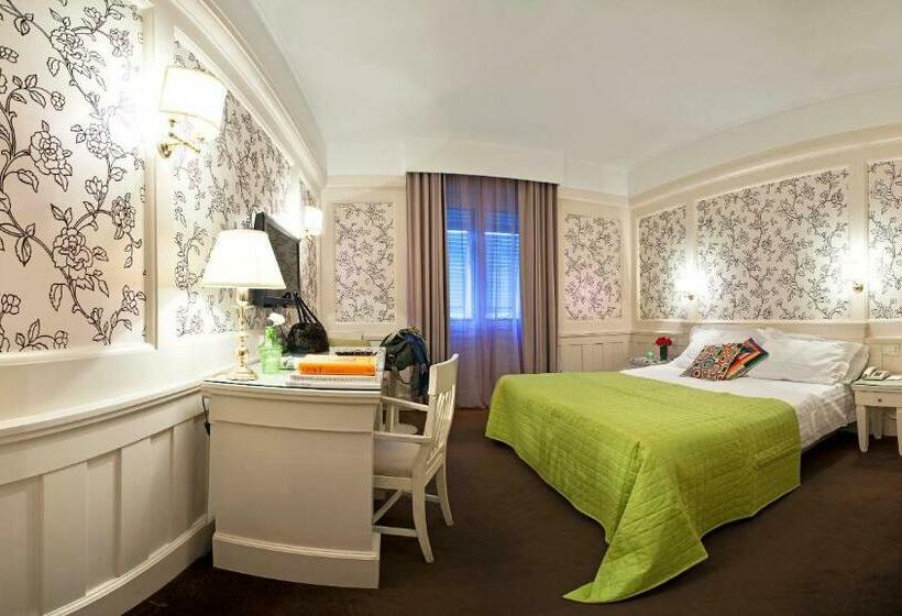 Номер Стандарт Трехместный, Europa Hotel Design Spa 1877