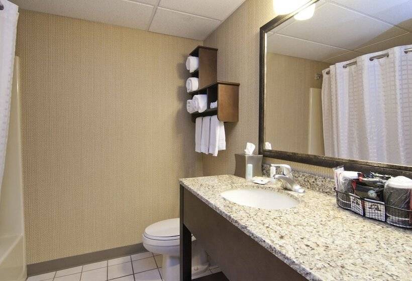 スイート, Comfort Inn West