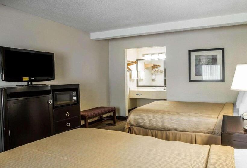Номер Стандарт 2 Двуспальные Кровати, Quality Inn Greenwood Hwy 25