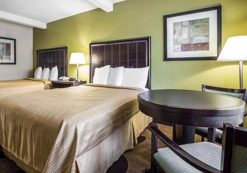 Номер Стандарт, Quality Inn Greenwood Hwy 25