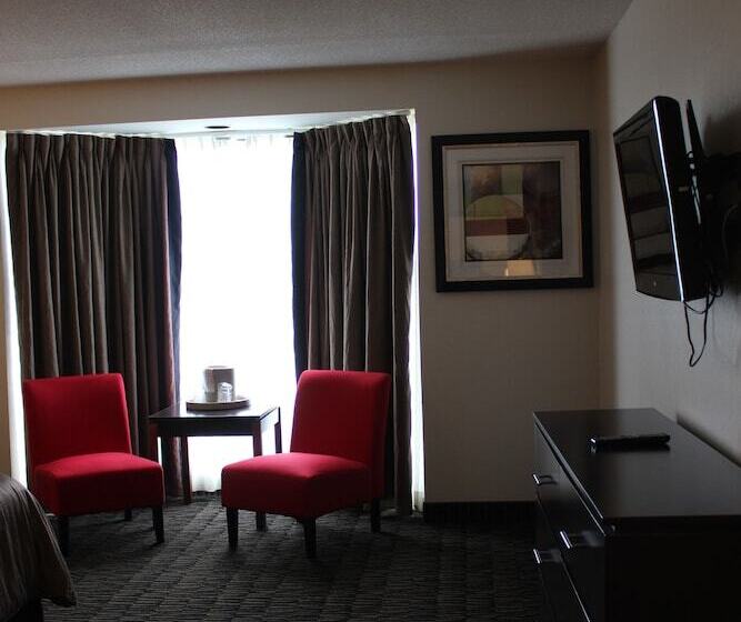 スイート, Ramada Plaza By Wyndham Niagara Falls