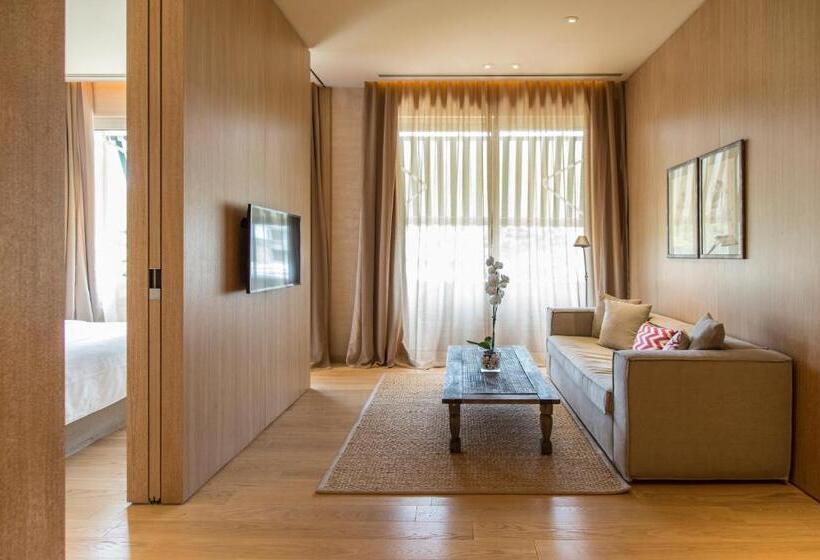 Family Suite, The Margi