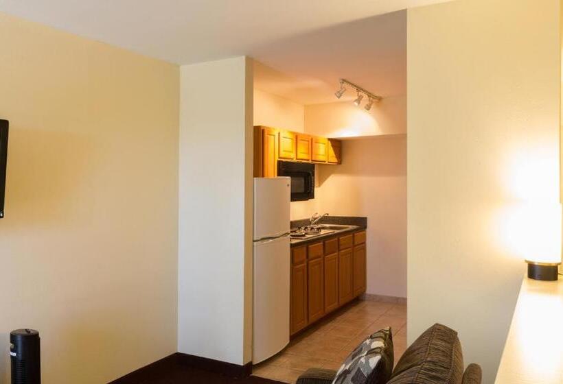 스위트, Marina Inn & Suites Chalmettenew Orleans