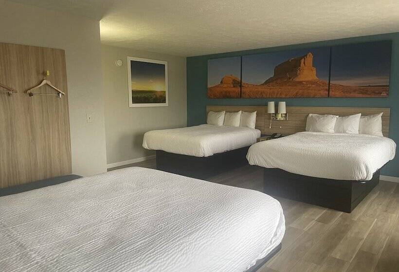 Люкс, Days Inn By Wyndham Warrensburg